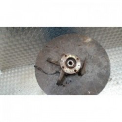 Fusee avant gauche RENAULT...