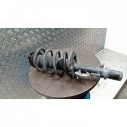 Amortisseur avant droit...