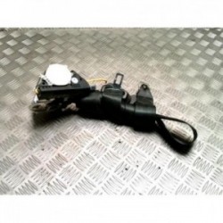 Ceinture avant droit...