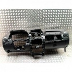 Tableau de bord DACIA...