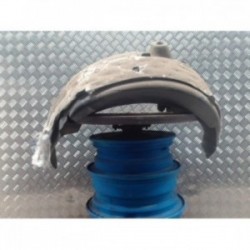 Pare boue arriere droit...