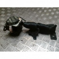 Ceinture arriere droit...