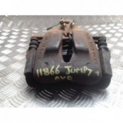 Etrier avant droit...