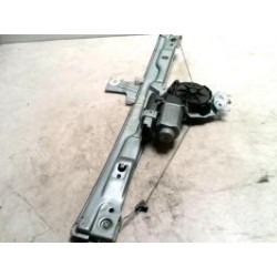 Moteur leve vitre avant...