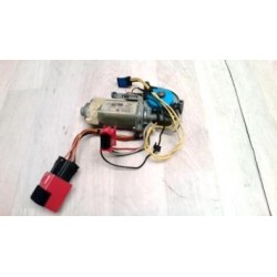 Moteur leve vitre avant...