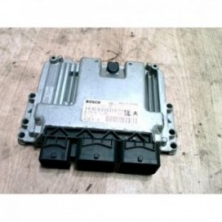 Calculateur moteur RENAULT...