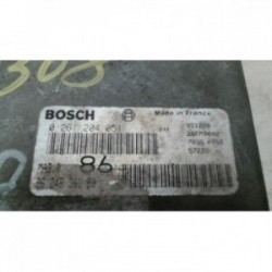 Calculateur moteur PEUGEOT...