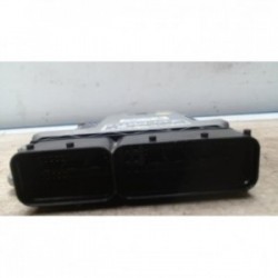 Calculateur moteur AUDI A4...