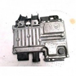 Calculateur moteur PEUGEOT...