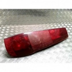 Feu arriere principal droit...