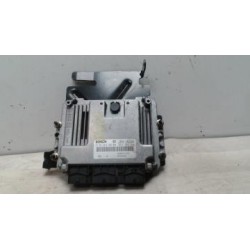 Calculateur moteur RENAULT...