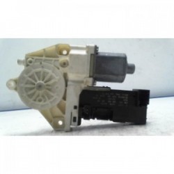 Moteur leve vitre avant...