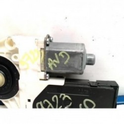 Moteur leve vitre avant...