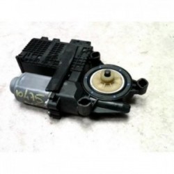 Moteur leve vitre avant...