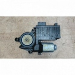 Moteur leve vitre avant...
