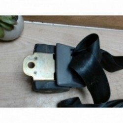 Ceinture avant droit...