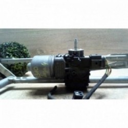 Moteur essuie glace avant...