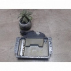 Calculateur moteur RENAULT...