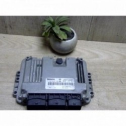Calculateur moteur RENAULT...