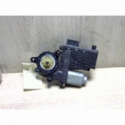 Moteur leve vitre avant...