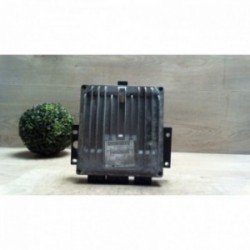 Calculateur moteur RENAULT...