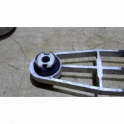 Support moteur DACIA SANDERO 1
