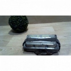 Calculateur moteur RENAULT...