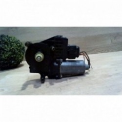 Moteur leve vitre avant...