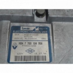 Calculateur moteur RENAULT...