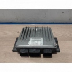 Calculateur moteur RENAULT...