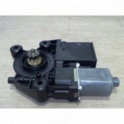 Moteur leve vitre avant...