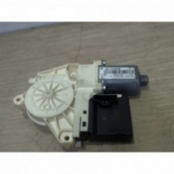 Moteur leve vitre arriere...
