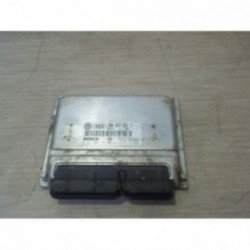 Calculateur moteur AUDI A4...