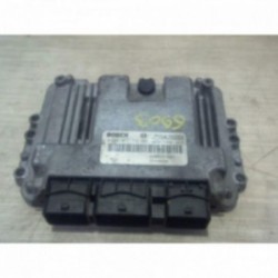 Calculateur moteur RENAULT...