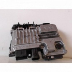 Calculateur moteur PEUGEOT...