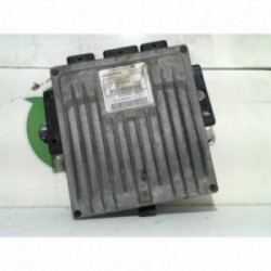 Calculateur moteur RENAULT...
