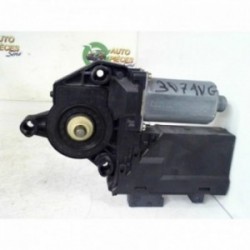 Moteur leve vitre avant...