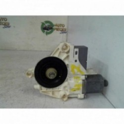 Moteur leve vitre arriere...