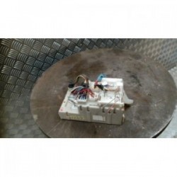 Porte fusible TOYOTA RAV4 2...
