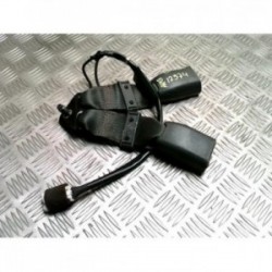 Attache ceinture arriere...