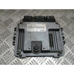 Calculateur moteur RENAULT...