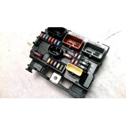 Porte fusible RENAULT CLIO...