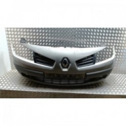 Pare choc avant RENAULT...